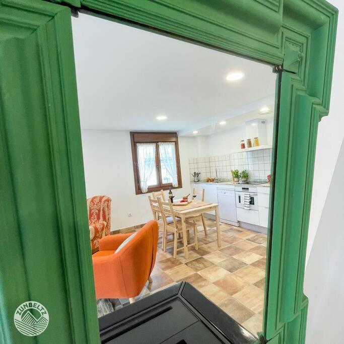 Casa Zunbeltz De 3 Habitaciones En Plena Montana Lezaun Luaran gambar